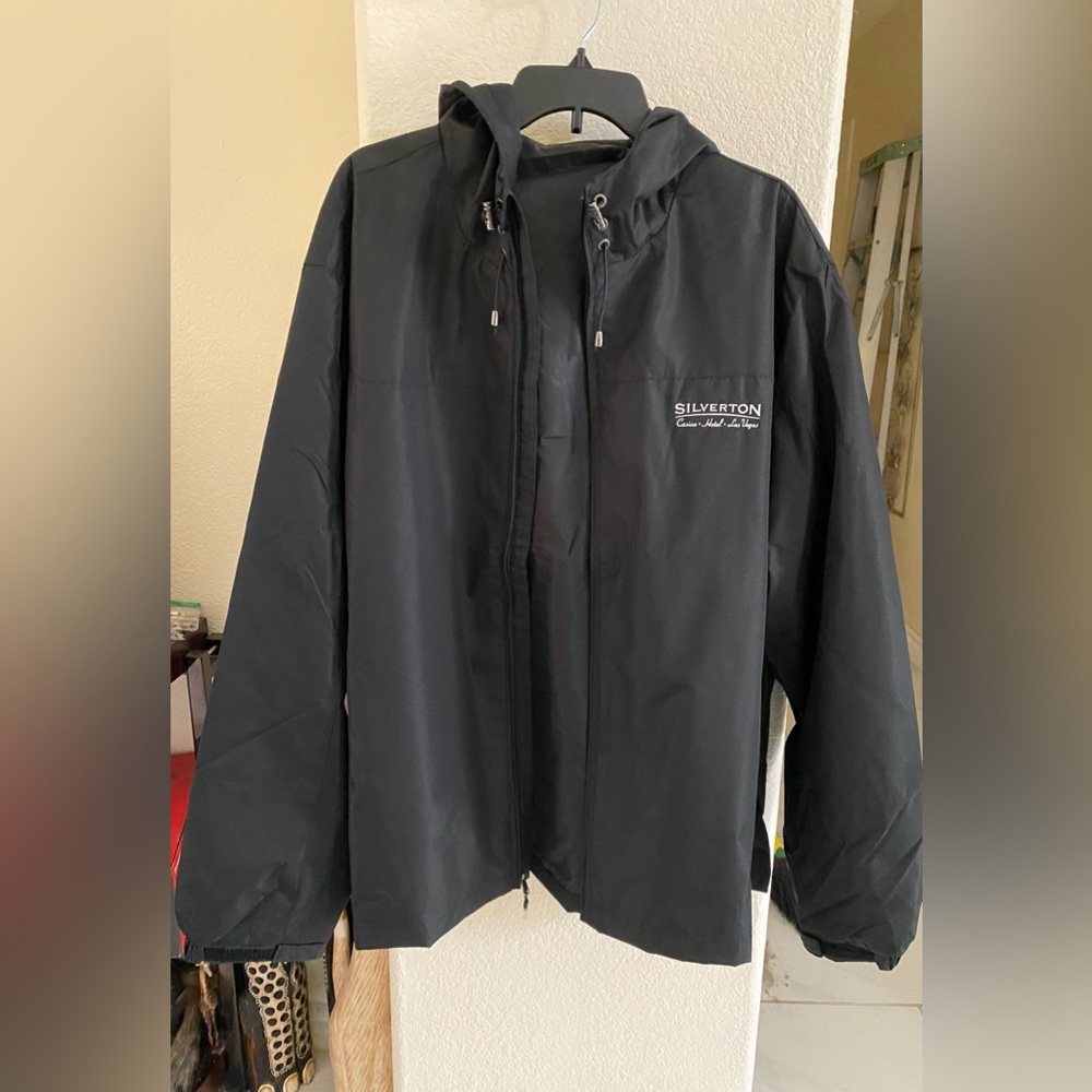 Brand New : Men’s Weatherproof Jacket with hoodie Size 2 XL but no tags